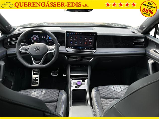 Volkswagen / Tiguan / Schwarz / / / DSG+HARMAN+20 ALU+MATRIX+MASSAGE+ACC+KAMERA
