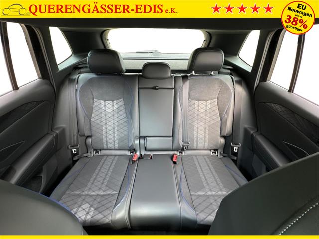 Volkswagen / Tiguan / Schwarz / / / DSG+HARMAN+20 ALU+MATRIX+MASSAGE+ACC+KAMERA