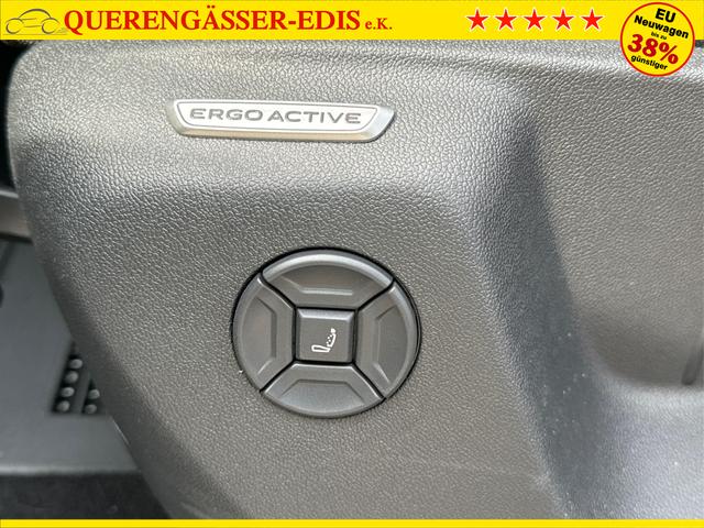 Volkswagen / Tiguan / Schwarz / / / DSG+HARMAN+20 ALU+MATRIX+MASSAGE+ACC+KAMERA