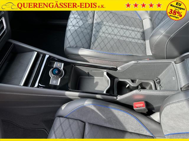 Volkswagen / Tiguan / Schwarz / / / DSG+HARMAN+20 ALU+MATRIX+MASSAGE+ACC+KAMERA