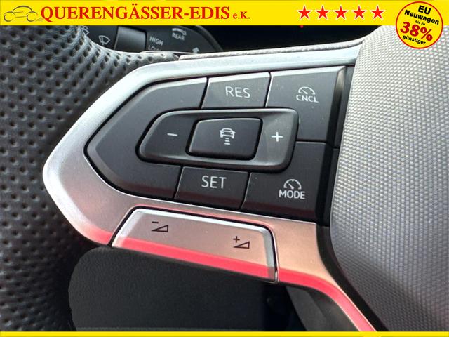 Volkswagen / Tiguan / Schwarz / / / DSG+HARMAN+20 ALU+MATRIX+MASSAGE+ACC+KAMERA