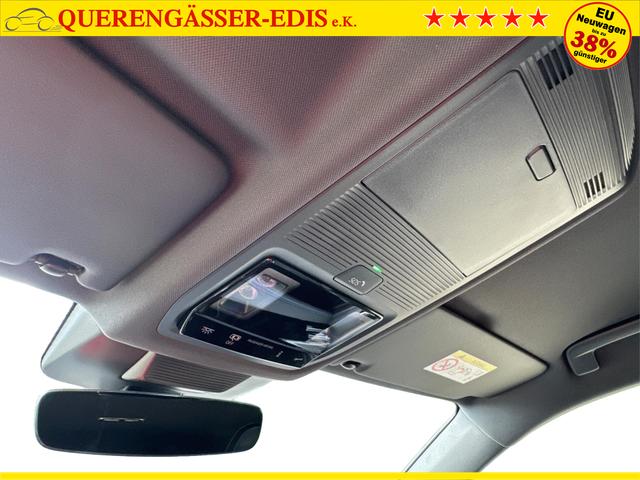 Volkswagen / Tiguan / Schwarz / / / DSG+HARMAN+20 ALU+MATRIX+MASSAGE+ACC+KAMERA