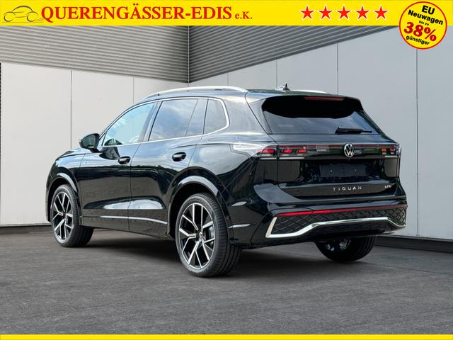 Volkswagen / Tiguan / Schwarz / / / DSG+HARMAN+20 ALU+MATRIX+MASSAGE+ACC+KAMERA