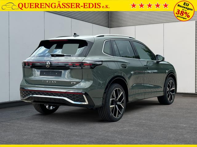 Volkswagen / Tiguan / Grün / / / DSG+AHK+HUD+NAVI+MATRIX+EL. HECK.+20 ALU