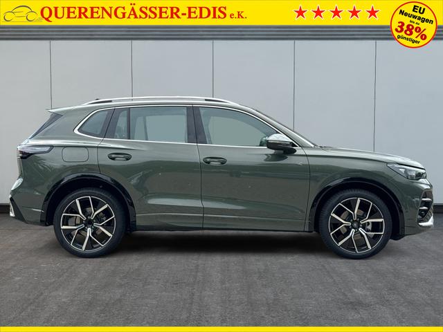 Volkswagen / Tiguan / Grün / / / DSG+AHK+HUD+NAVI+MATRIX+EL. HECK.+20 ALU