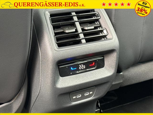 Volkswagen / Tiguan / Grün / / / DSG+AHK+HUD+NAVI+MATRIX+EL. HECK.+20 ALU