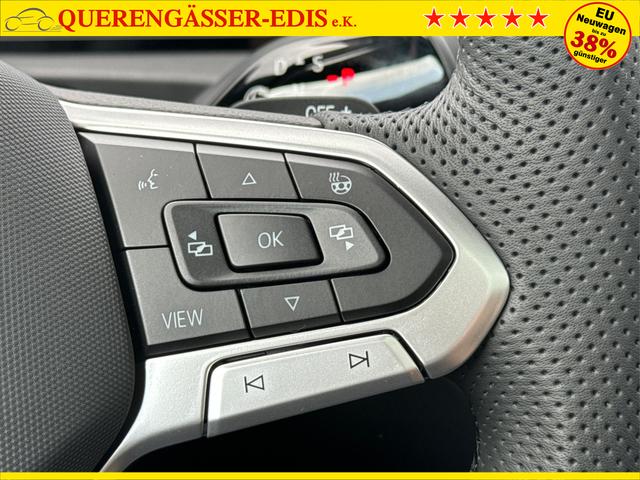 Volkswagen / Tiguan / Grün / / / DSG+AHK+HUD+NAVI+MATRIX+EL. HECK.+20 ALU
