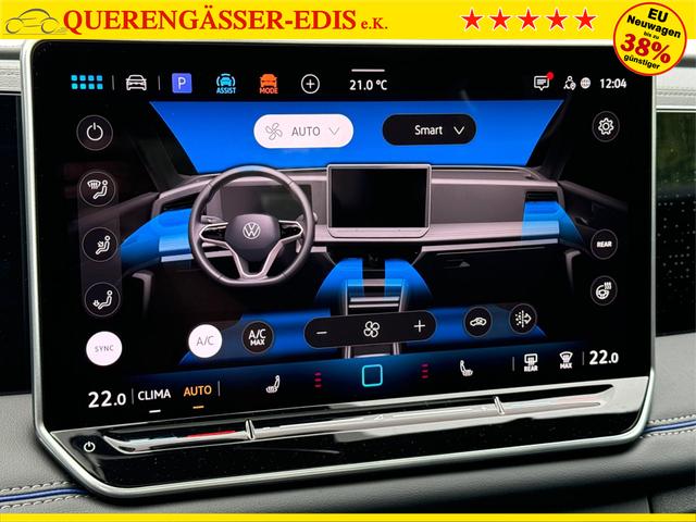 Volkswagen / Tiguan / Grün / / / DSG+AHK+HUD+NAVI+MATRIX+EL. HECK.+20 ALU