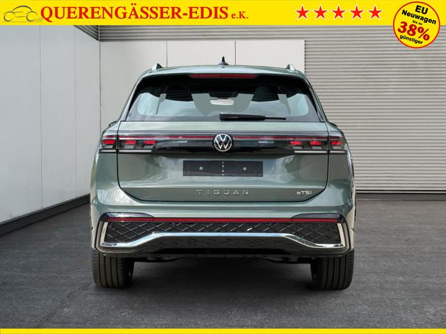Volkswagen / Tiguan / Grün / / / DSG+AHK+HUD+NAVI+MATRIX+EL. HECK.+20 ALU