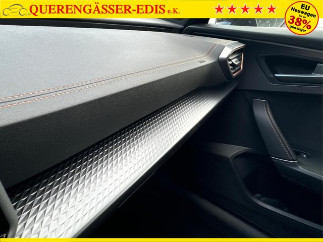 Cupra / Formentor / Schwarz / / / KAMERA+EL.HECKKL.+VOLL-LED+ACC+18LM+SHZ