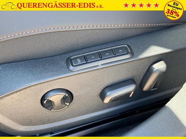Cupra / Leon Sportstourer / Blau / / / VZ ST NAVI+KAMERA+EL.HECKKL.+ACC+19ALU