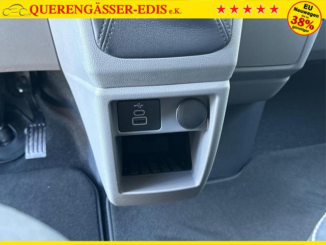 Volkswagen / T7 Caravelle / / / / LR+ KLIMAAUT.+ KAMERA+ PDC+ LED