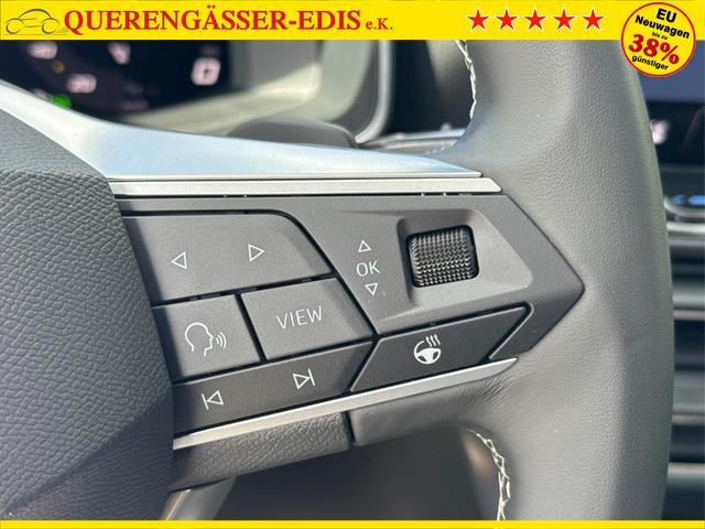 Seat / Leon Sportstourer / Blau / / / DSG+KAMERA+ACC+SHZ+KLIMA+FULLLINK+LED