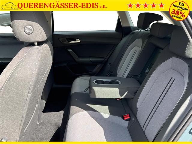 Seat / Leon Sportstourer / Blau / / / DSG+KAMERA+ACC+SHZ+KLIMA+FULLLINK+LED