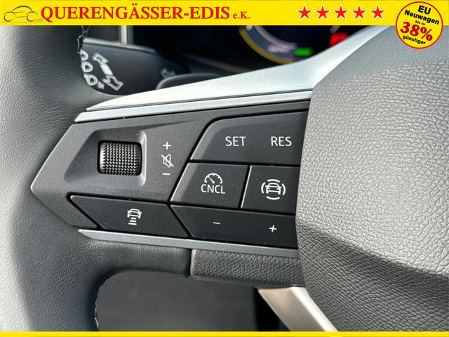 Seat / Leon Sportstourer / Grau / / / 1,5 eTSI DSG+ACC+LED+SHZ+CAM+Licht u. Sicht