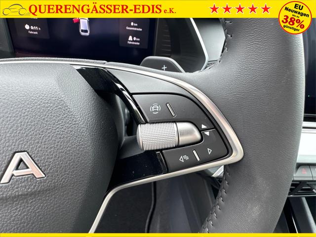 Skoda / Octavia Combi / Schwarz / / / NAVI+KAMERA+LED+EL. HECKKL.+SHZ