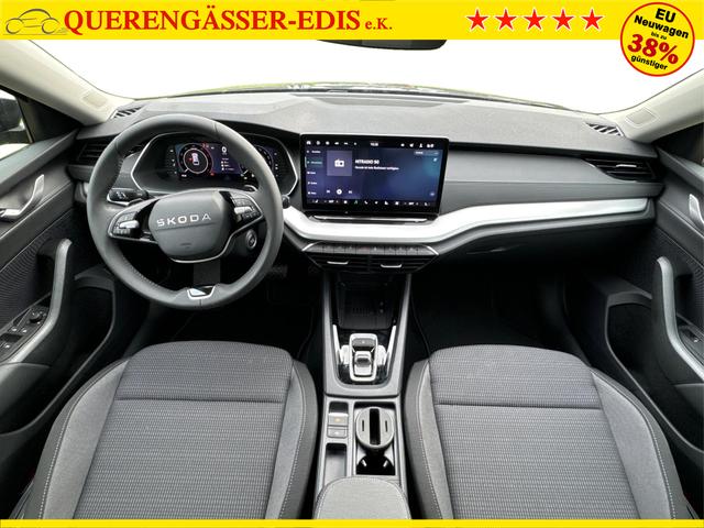 Skoda / Octavia Combi / Schwarz / / / NAVI+KAMERA+LED+EL. HECKKL.+SHZ