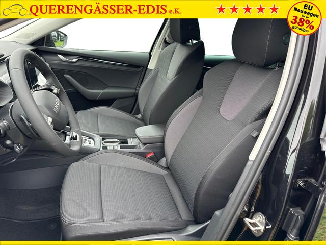 Skoda / Octavia Combi / Schwarz / / / NAVI+KAMERA+LED+EL. HECKKL.+SHZ