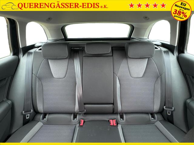 Skoda / Octavia Combi / Schwarz / / / NAVI+KAMERA+LED+EL. HECKKL.+SHZ