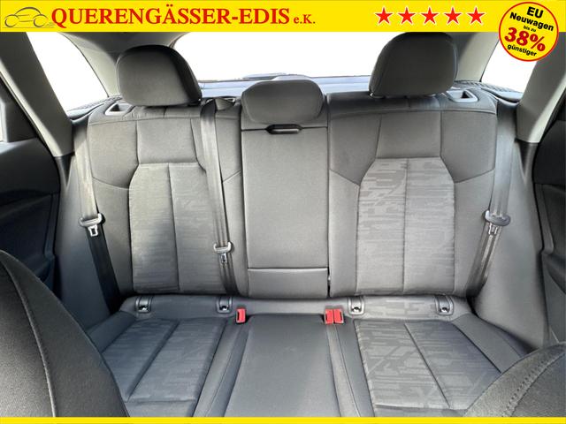 Audi / Q5 / Silber / / / AHK+NAVI+LED+SHZ+PDC