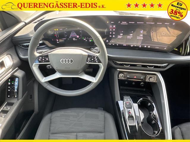 Audi / Q5 / Silber / / / AHK+NAVI+LED+SHZ+PDC