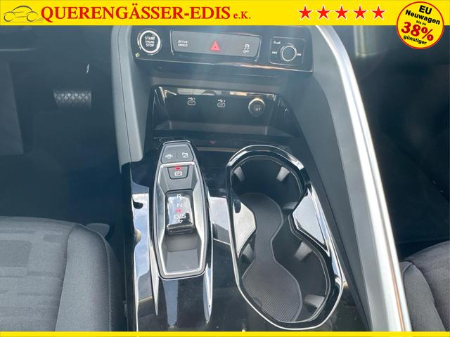 Audi / Q5 / Silber / / / AHK+NAVI+LED+SHZ+PDC