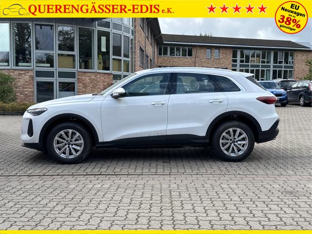 Audi / Q5 / Weiß / / / QUATTRO AHK+NAVI+LED+SHZ+PDC, Beispielbilder, ggf. teilweise mit Sonderausstattung