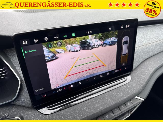 Skoda / Octavia Combi / Schwarz / / / NAVI+MATRIX+KAMERA+ACC+EL. HECKKL+LED+SHZ