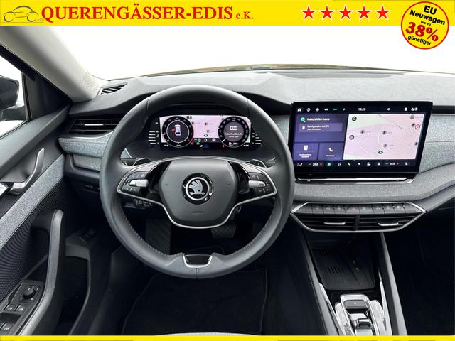 Skoda / Octavia Combi / Schwarz / / / NAVI+MATRIX+KAMERA+ACC+EL. HECKKL+LED+SHZ