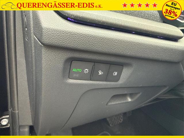 Skoda / Octavia Combi / Schwarz / / / NAVI+MATRIX+KAMERA+ACC+EL. HECKKL+LED+SHZ