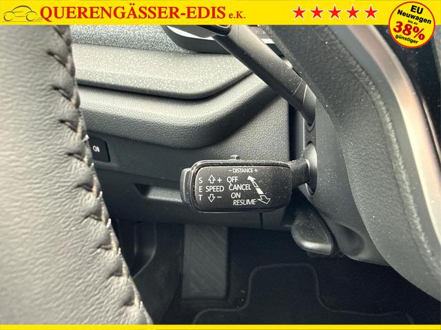 Skoda / Octavia Combi / Schwarz / / / NAVI+MATRIX+KAMERA+ACC+EL. HECKKL+LED+SHZ