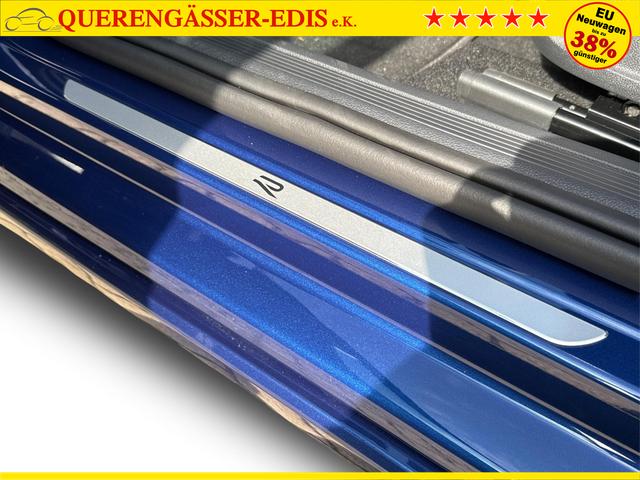 Volkswagen / Taigo / Blau / / / IQ.LIGHT MATRIX+KAMERA+ACC+SHZ+18''