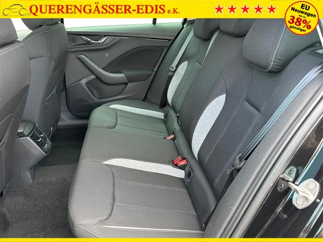 Skoda / Kamiq / Schwarz / / / ACC+EL.HECKKL.+SHZ+LED