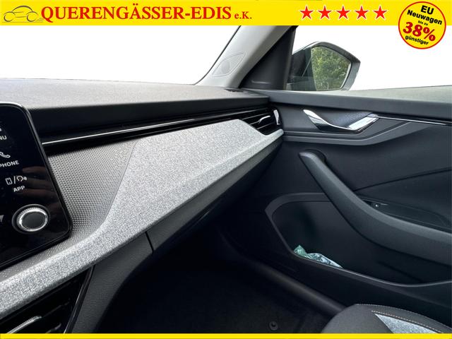 Skoda / Kamiq / Schwarz / / / ACC+EL.HECKKL.+SHZ+LED