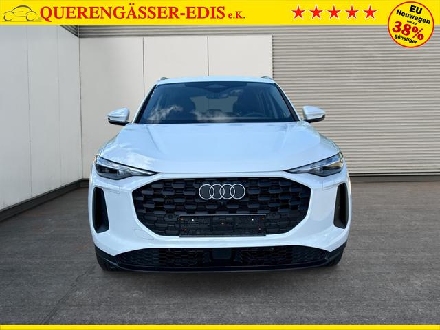 Audi / Q5 / Weiß / / / QUATTRO AHK+NAVI+LED+SHZ+PDC