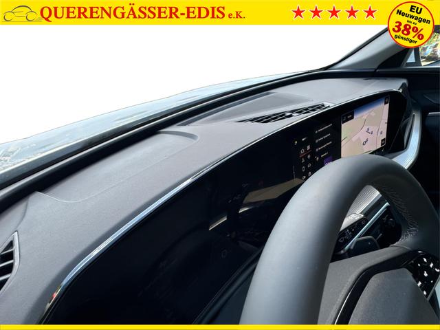 Audi / Q5 / Weiß / / / QUATTRO AHK+NAVI+LED+SHZ+PDC