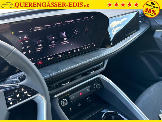 Audi / Q5 / Weiß / / / QUATTRO AHK+NAVI+LED+SHZ+PDC