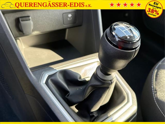 Dacia / Sandero / / / / KAMERA+SHZ+PDC+DAB+KLIMA