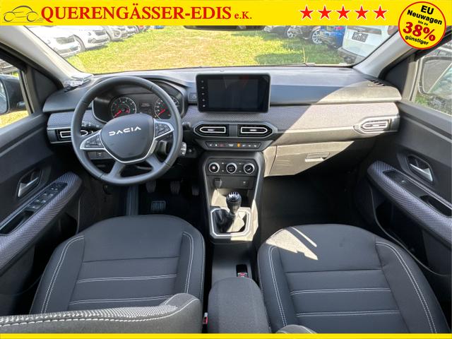 Dacia / Sandero / / / / KAMERA+SHZ+PDC+DAB+KLIMA