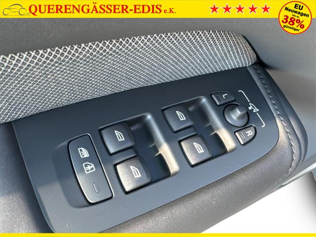 Volvo / XC60 / / / / T6 AWD AHK+360°KAMERA+EL.HECKKL.+PDC+LED+SHZ+21ALU