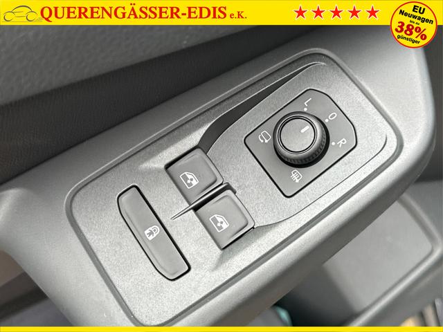 Volkswagen / Caddy Maxi / / / / Caddy Maxi AHK+LANE ASSIST+NAVI+KAM+ACC+SHZ