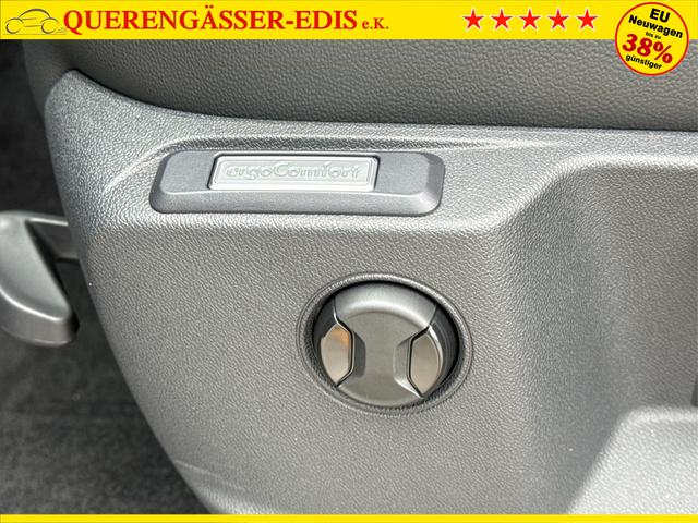 Volkswagen / Caddy Maxi / / / / Caddy Maxi AHK+LANE ASSIST+NAVI+KAM+ACC+SHZ