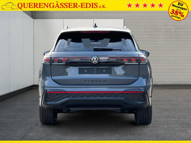 Volkswagen / Tiguan / Grau / / / PANO+HD MATRIX+AHK+NAVI+BLACK STYLE+20 LM+ACC