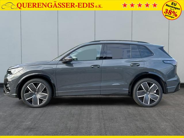Volkswagen / Tiguan / Grau / / / PANO+HD MATRIX+AHK+NAVI+BLACK STYLE+20 LM+ACC