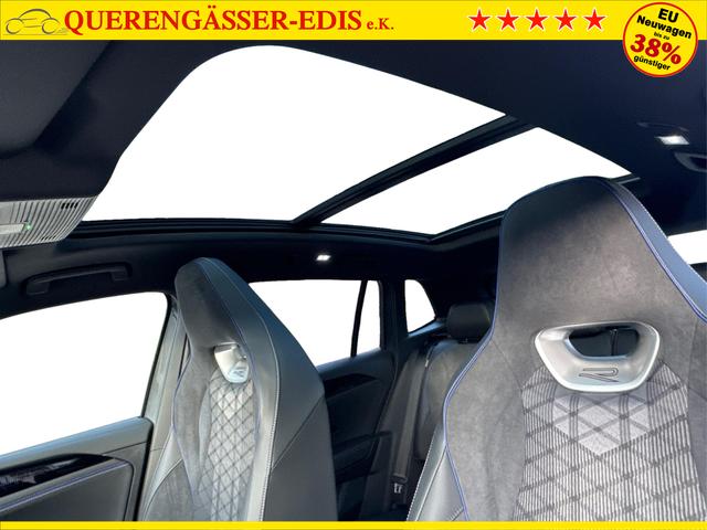 Volkswagen / Tiguan / Grau / / / PANO+HD MATRIX+AHK+NAVI+BLACK STYLE+20 LM+ACC