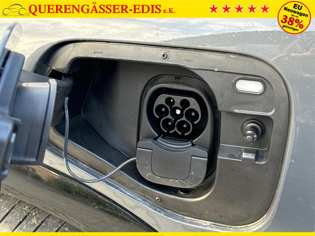 Volkswagen / Tiguan / Grau / / / PANO+HD MATRIX+AHK+NAVI+BLACK STYLE+20 LM+ACC