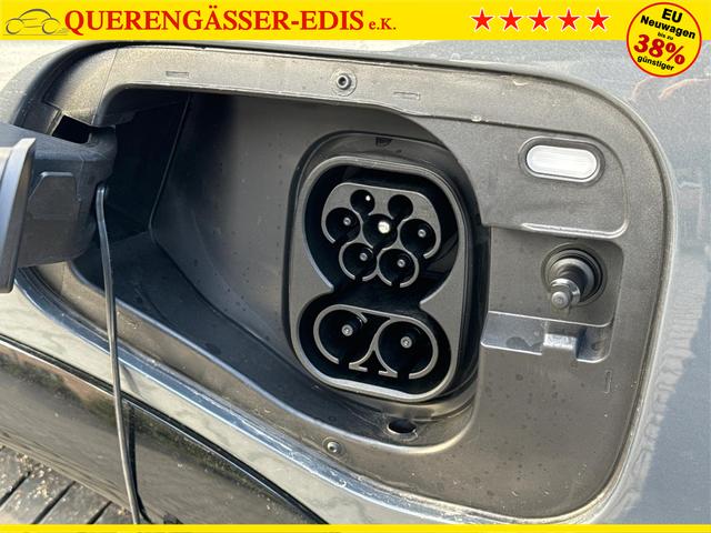 Volkswagen / Tiguan / Grau / / / PANO+HD MATRIX+AHK+NAVI+BLACK STYLE+20 LM+ACC