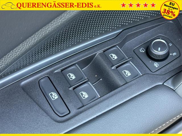 Volkswagen / Tiguan / Grau / / / PANO+HD MATRIX+AHK+NAVI+BLACK STYLE+20 LM+ACC