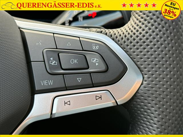 Volkswagen / Tiguan / Grau / / / PANO+HD MATRIX+AHK+NAVI+BLACK STYLE+20 LM+ACC