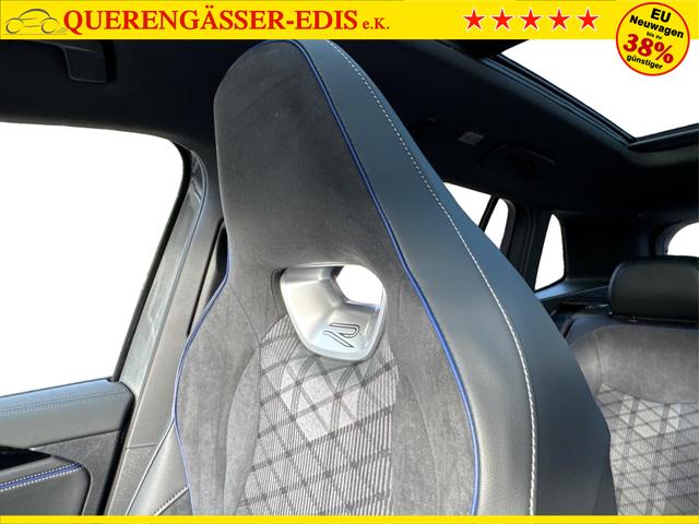Volkswagen / Tiguan / Grau / / / PANO+HD MATRIX+AHK+NAVI+BLACK STYLE+20 LM+ACC